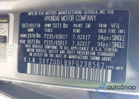 2015 Hyundai Santa Fe Sport 2.4L z USA, uszkodzony, nr VIN 5XYZUDLB9FG238562